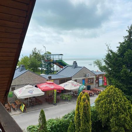 Sunset Beach Apartman Balatonfůzfő Eksteriør billede