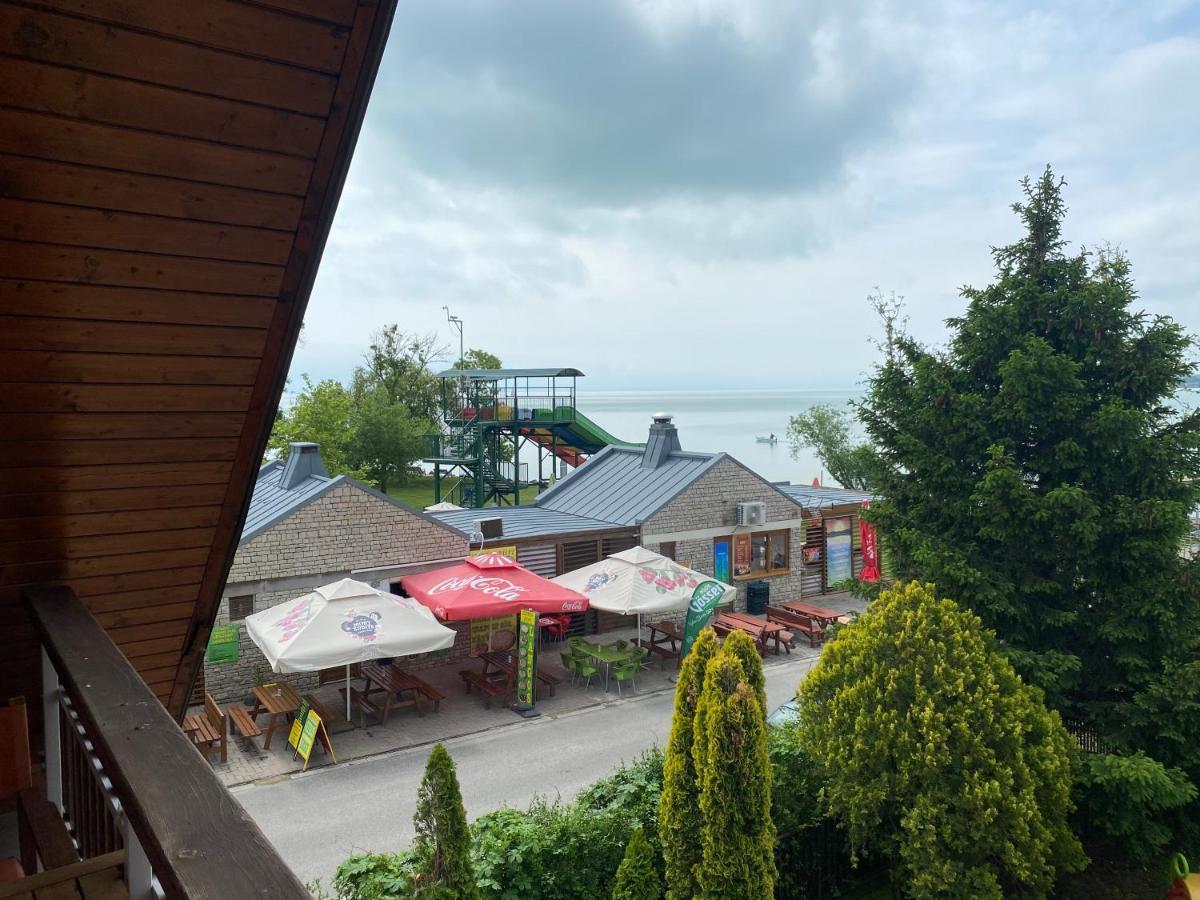 Sunset Beach Apartman Balatonfůzfő Eksteriør billede