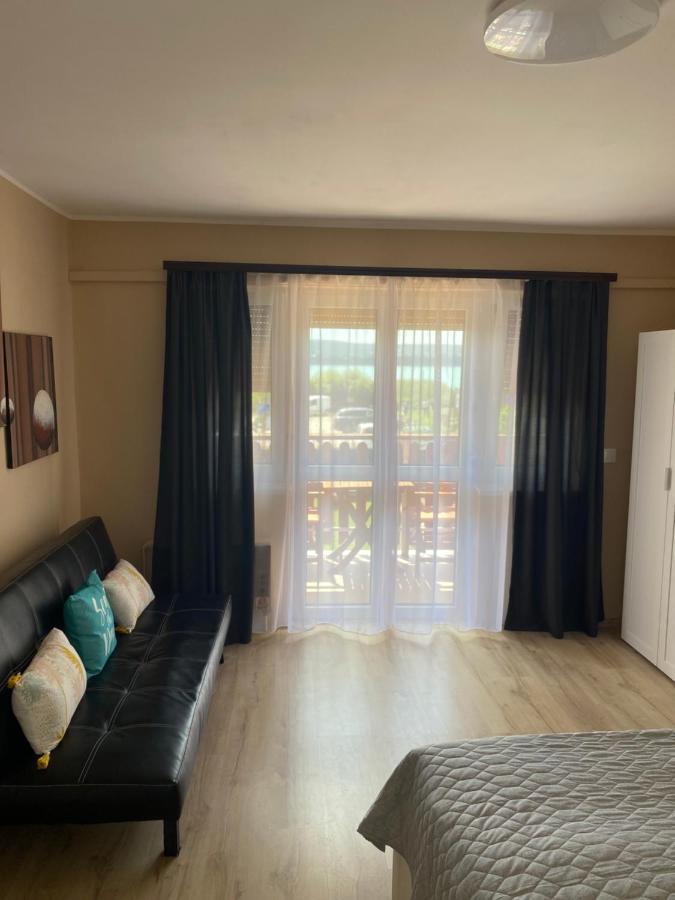 Sunset Beach Apartman Balatonfůzfő Eksteriør billede